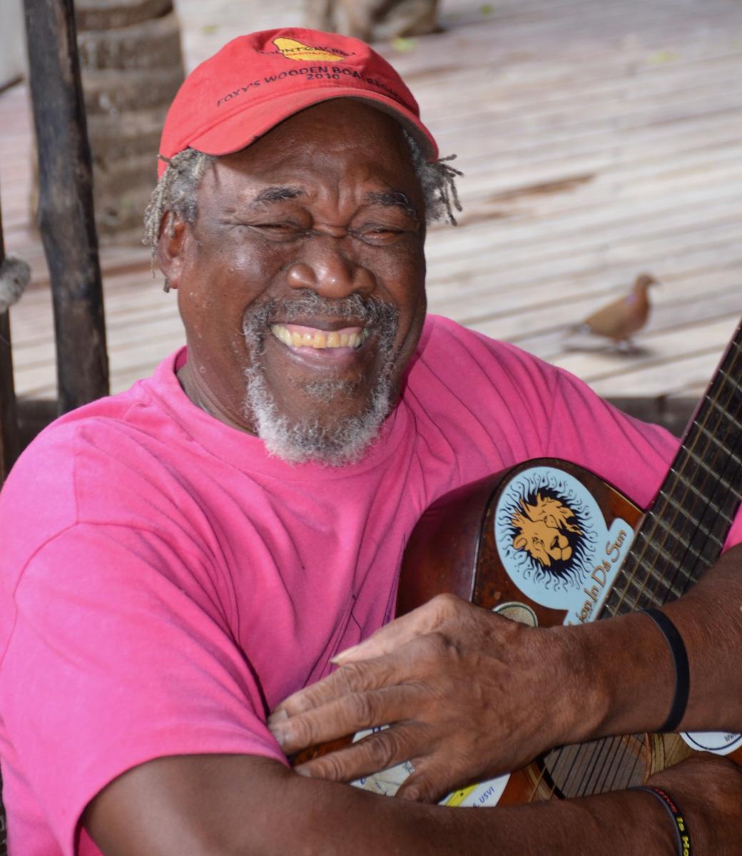 Foxy and his guitar